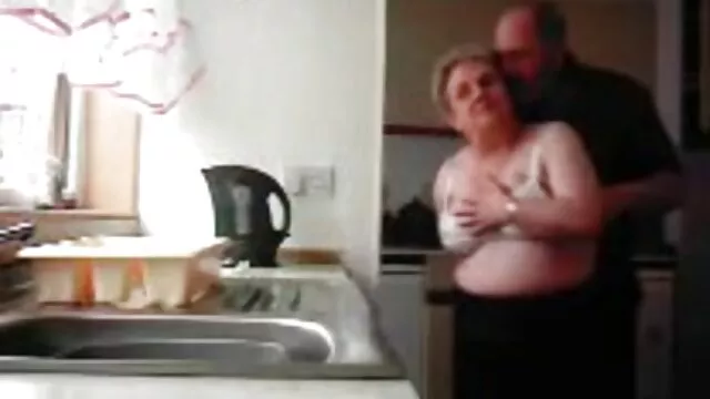 Brazzers - شیک نیکولت دانلودفیلم سوپرماساژ بور کار خود را انجام داد