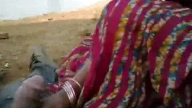 انگشت دانلودفیلم سوپر باحال عزیزم بور ولع گربه اش را دوست دارد